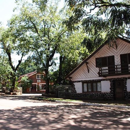 Hosteria La Cabana Puerto Iguazu Exterior photo