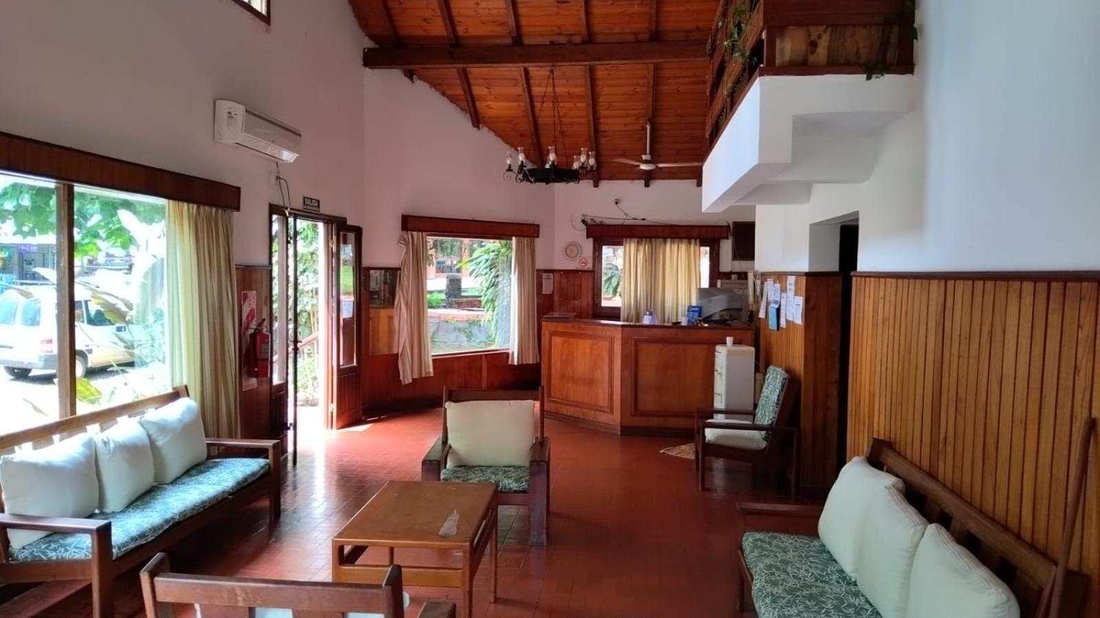 Hosteria La Cabana Puerto Iguazu Exterior photo